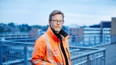 – Tidligere har jeg reist til vårt hovedkontor i Oslo på Skøyen og jobbet der i ukedagene, sier konsernsjef i Veidekke Jimmy Bengtsson, som nå jobber mye på hjemmekontor fra Stockholm.