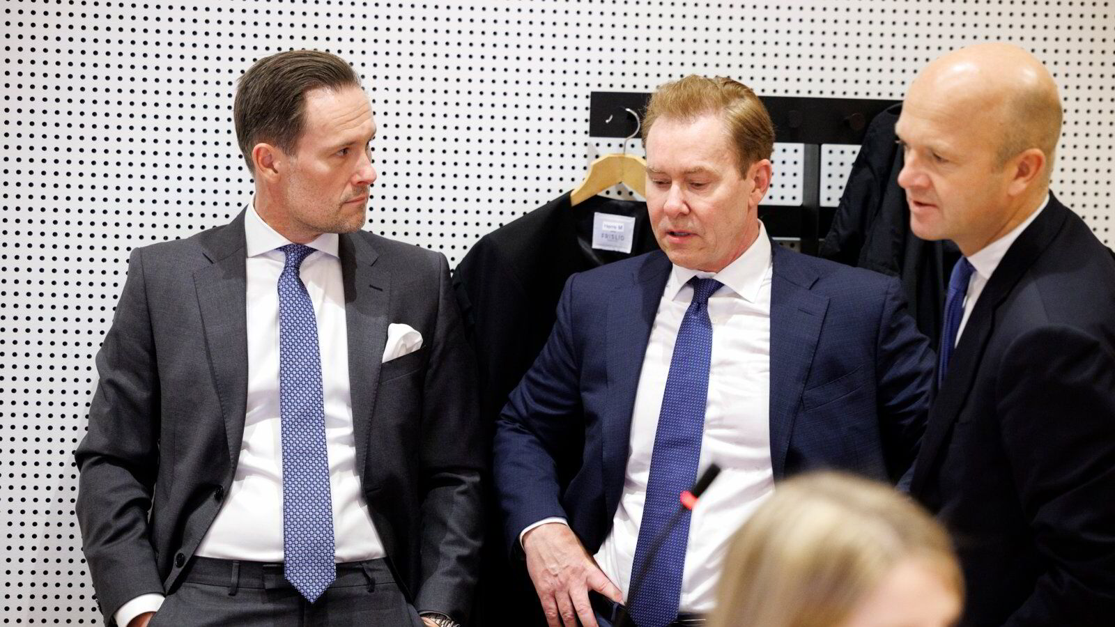 Slakter Sveaas' gruppesøksmål: – Innpisking