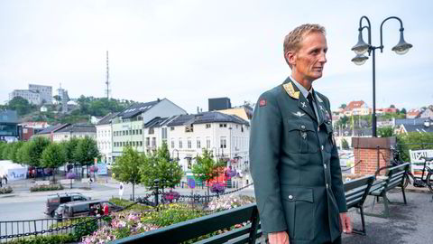– Vi følger med på russerne driver med. Så det vi ser på russisk side er at Putin vet veldig godt at Nato ikke utgjør en trussel mot Russland. Han kunne ikke ha flyttet så mange russiske styrker til Ukraina, hvis Nato hadde vært en trussel, sier forsvarssjef Eirik Kristoffersen.