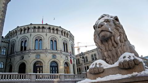 Europarådets organ mot korrupsjon kritiserer Norge og viser til korrupsjonsrelaterte utfordringer med tette nettverk og interessekonflikter, skriver Bård Harstad.