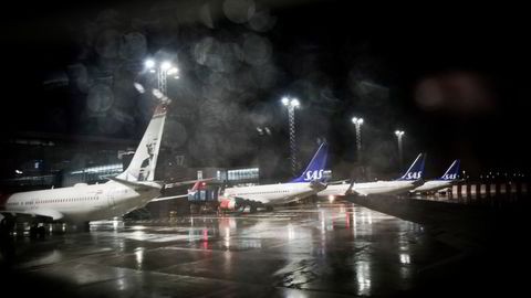 SAS har aldri flydd med så mange ledige seter om bord som i vinter. Det er ventet at situasjonen normaliseres frem mot sommeren. Her fra Bergen lufthavn.