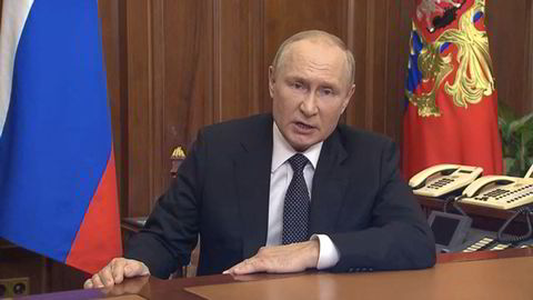 I en tv-overført tale varslet Russlands president innkalling av reservestyrker og mulig bruk av kjemefysiske våpen.