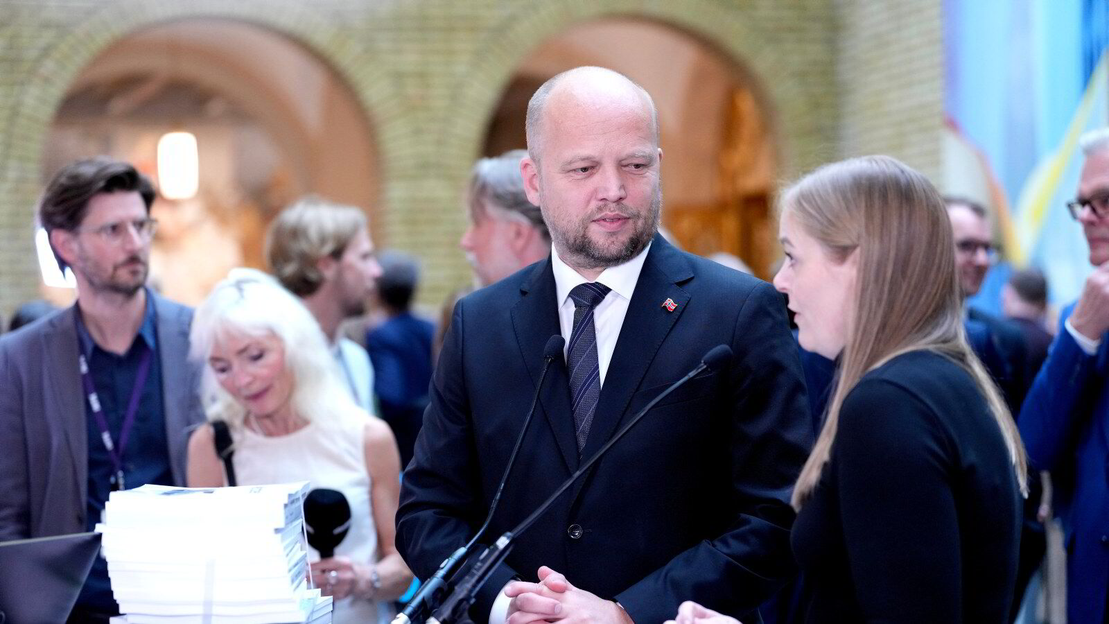 Vi må øke støtten til Ukraina og til klimafinansiering i utviklingsland