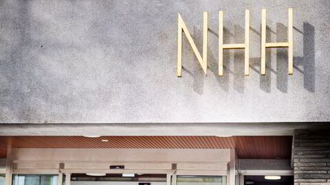 Økonomer fra ulike institutter ved Norges Handelshøyskole (NHH) strides om hvor høy den reelle skattebelastningen for norske bedriftseiere er.