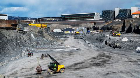 Grunneierbidrag skal ikke virke som grunnrenteskatt eller annen generell beskatning, skrev departementet om nye regler i fjor, ifølge artikkelforfatterne.