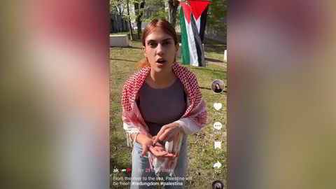 Leder for Rød ungdom Amrit Kaur traff ikke helt, da hun kalte Stoltenber, Støre og Tangen for terrorister i en Tik Tok video.