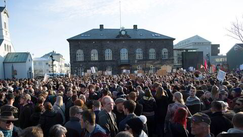 Islendingene avholder lørdag valg til parlamentet Alltinget (bildet).