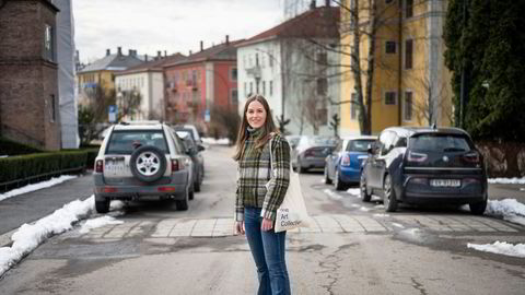 – Jeg fikk tilbud om å ta ett års permisjon, men jeg tenkte at hvis jeg skal satse alt så skal jeg satse for fullt. Jeg ville ikke holde bakdøren åpen, sier hun.