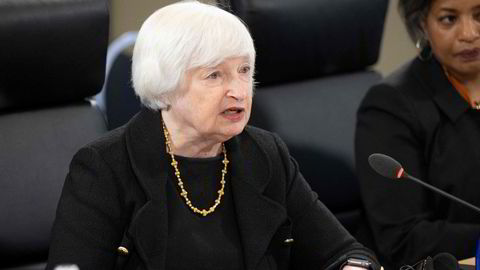 Finansminister og tidligere sentralbanksjef i USA, Janet Yellen, er bekymret for gjeldstaket.