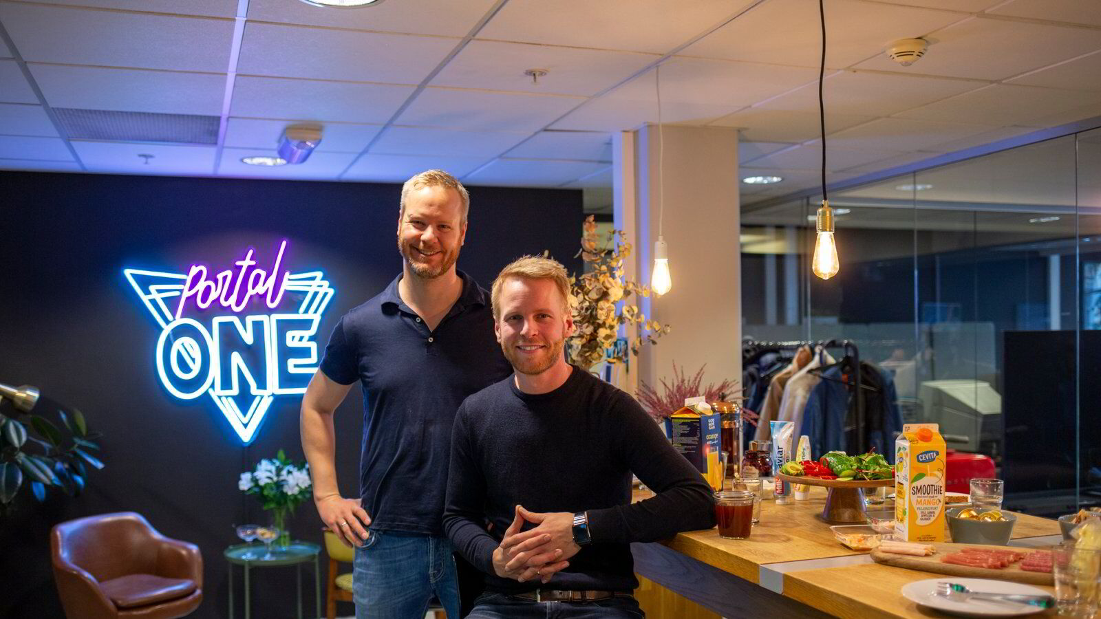 Har banken full av cash, men krymper Norge-kontoret: – Full stopp