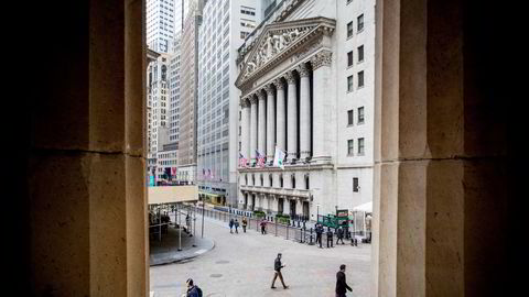 30-årige amerikanske realrenter har falt fra omtrent fire prosent i 1999 til -0,5 prosent i dag, skriver Joakim Kvamvold. Illustrasjonsfoto: aksjebørsen på Wall Street i New York.