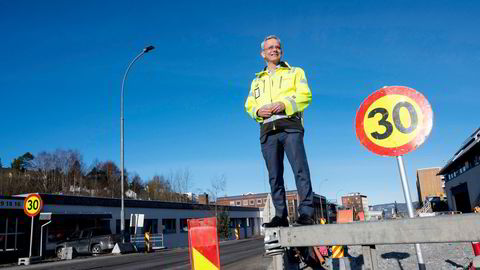 – I mellom 30 og 40 prosent av det vi holder på med i dag, flettes det inn mye teknologi, sier konsernsjef Espen Asheim i Saferoad.