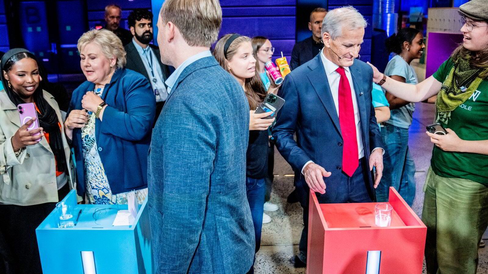 Regjeringen ber utvalg vurdere maksgrense på valgkampbidrag