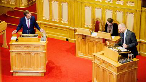 I spørretimen forrige uke ba jeg finansminister Trygve Slagsvold Vedum (Sp) seks ganger om å svare på én enkelt detalj i regjeringens forslag til exit-skatt. Det evnet han ikke, skriver Nikolai Astrup (til venstre).