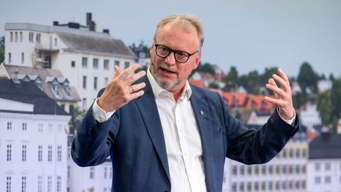 Tilbudskrisen som bygger seg opp i boligmarkedet, og særlig i Oslo, skaper risiko for finansiell ustabilitet, skriver Henning Lauridsen. Byrådsleder Raymond Johansen (Ap) i Oslo.