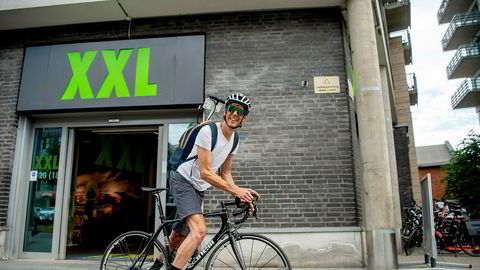 Jacob von der Lippe har handlet sykkelutstyr på XXL Majorstuen, hvor etterspørselen har vært stor under koronakrisen.