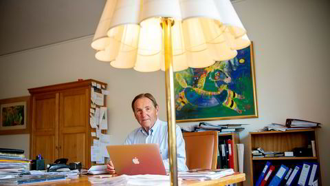 Investor Leif Håkon Strøm er 72 år, men jobber likevel hver dag fra kontoret på Vinderen. – Det vil si, nå i korona-tiden har jeg for det meste holdt meg hjemme, sier han.