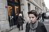 ETTER TRAGEDIEN. Sorbonne-universitetet midt i Paris mistet tre studenter i terroraksjonen fredag. Mandag vendte Romane Soleilhavoup (21)  og de andre studentene tilbake til skolen. FOTO: Aleksander Nordahl