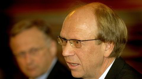 Bankforeningens kritikk av Knut N. Kjærs valg av strategi for Oljefondet i 1998 var særlig begrunnet med at store og profesjonelle forvaltere bør ha et ansvar for sine investeringer, skriver Stein Sjølie.