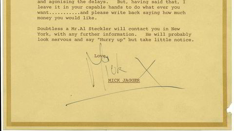 Start Me Up. Mick Jagger i hyggelig lune ved skrivebordet. Hentet fra Shaun Ushers «Bemerkelsesverdige brev», den norske utgaven av «Letters of Note» fra 2016.