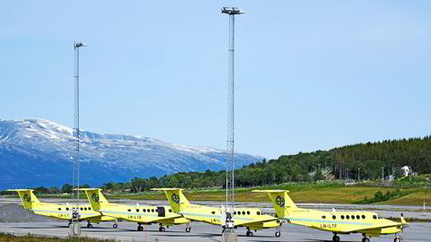 Det mangler ambulansefly i drift, noe som skaper problemer. Flyene opereres av Babcock Scandinavian AirAmbulance AS.