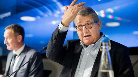 Per-Kristian Foss møter motbør for sin lederstil fra ansatte i Riksrevisjonen.