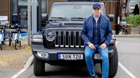 Sun Tzus storverk «Krigføringens kunst» har betydd mye for Morten Klein. Den kinesiske militærfilosofens navn pryder bilskiltet på hans nye Jeep Gladiator.