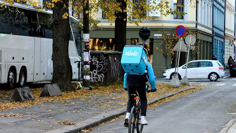 Sykkelbudtjenesten Wolt får kritikk for sin behandling av frilansere.