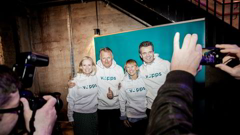 Vipps har fått godkjent fusjon med Bankaxept og BankID. Her fra et event i fjor da over 100 banker ble med i Vipps. F.v.: Konsernsjef Hege Toft Karlsen i Eika Gruppen, DNB-sjef Rune Bjerke, nestleder Elisabeth Haug i Vipps og Vipps-sjef Rune Garborg.