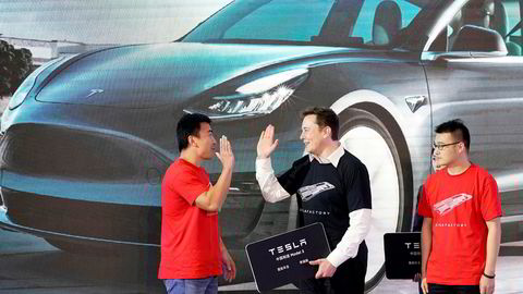 Siden nyttår er Tesla opp 85,94 prosent på børs, og har i løpet av de siste månedene tatt over plassen som verdens nest mest verdifulle bilprodusent. Avbildet er Elon Musk fra åpningen av Tesla-fabrikken i Shanghai tidligere i år.