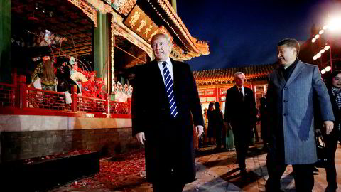 USAs president ble tatt godt imot av Kinas president Xi Jinping i Beijing onsdag. Her kommer de ut fra en operaforestilling i Den forbudte by samme kveld.