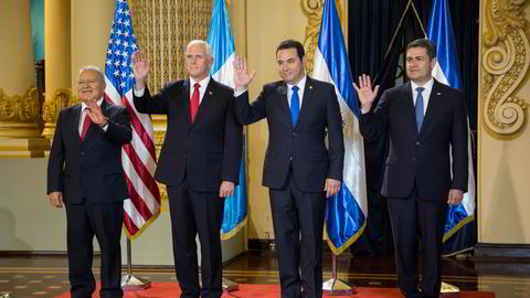 USAs visepresident Mike Pence møtte presidentene Salvador Sánchez fra El Salvador, Jimmy Morales fra Guatemala og Juan Orlando Hernández fra Honduras da han torsdag besøkte Guatemala.