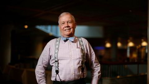 Investorlegende Jim Rogers er sikker på at det vil komme et gedigent krakk, selv om det kanskje ikke kommer akkurat nå. Her poserer han på Skagenfondenes Nyttårskonferanse i 2014.