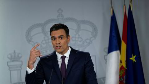 Spanias statsminister Pedro Sanchez står i fare for å miste nødvendig budsjettstøtte fra en gruppe småpartier.