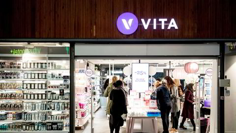 Jotunfjell Partners overtok den konkursrammede Vita-kjeden i fjor, kvittet seg med over 100 butikker og tjener nå penger med halvparten så mange butikker.