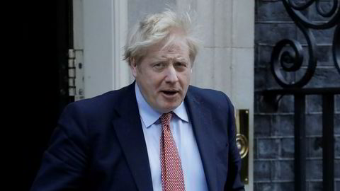 Storbritannias statsminister Boris Johnson har vært smittet av koronaviruset. Etter en uke på sykehus skrives han nå ut. Bildet er tatt utenfor Downing Street 10 mot slutten av mars.