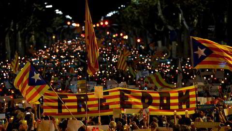 Nyvalg i Catalonia kan løse den spente situasjonen med sentralmyndighetene i Madrid.