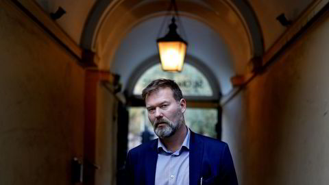 Forlagssjef Richard Aarø i Tiden Norsk Forlag planlegger å gi ut Henrik Langelands bok om Aker.