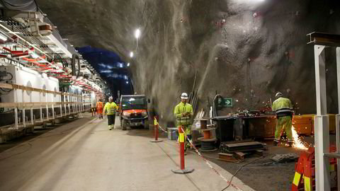 Follobanens tunnelboremaskiner. Fire tunnelboremaskiner skal bore mesteparten av Nordens hittil lengste jernbanetunnel.