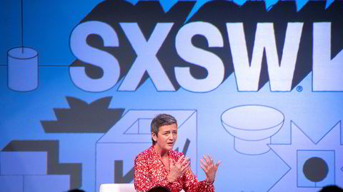 EUs konkurransesjef Margrethe Vestager vil undersøke om Apple stenger ute konkurrenter på mobilbetaling i strid med konkurransereglene. Her fra en teknologikonferanse i Austin i Texas i fjor.