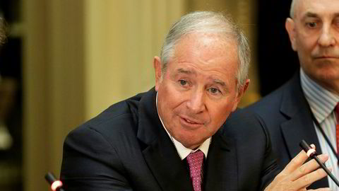 Blackstone-toppsjef Stephen Schwarzman selger seg videre ned i Norske Skog gjennom datterselskapet GSO Capital Partners.