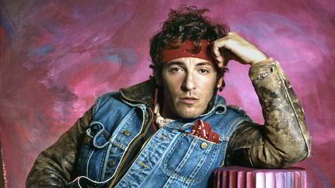 The boss. Bruce Springsteen med tidsriktig, trang olavest tredd på en nesten like trang skinnjakke. 1984 var året han ga ut klassikeren «Born in the USA», og flørtet hardt med 1950- og 1960-tallets rock'n'roll- og motorsykkel-stil. Det svarte skinnbeltet er bullshittfritt.