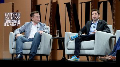 Elon Musk og Sam Altman under «Vanity Fair New Establishment Summit» i San Francisco i 2015. Samme år skulle de være med å stifte OpenAI.
