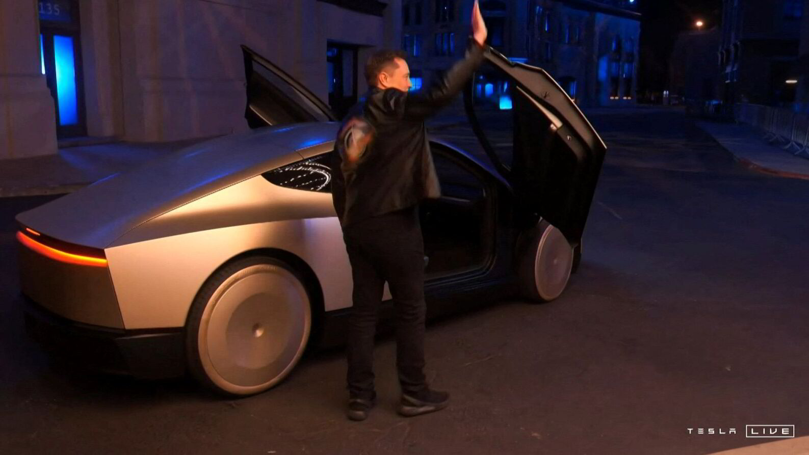 Tesla stupte på børs etter robotaxi-lansering