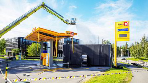 En hydrogentank eksploderte på en Uno X-stasjon på Kjørbo i Sandvika 10. juni 2019. Hva som vil skje med denne og andre ladestasjoner er ikke avklart.