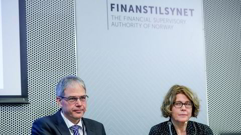 Avdelingsdirektør Per Mathis Kongsrud og seksjonssjef Thea B. Kloster presenterer Finanstilsynets boliglånsundersøkelse for 2019.