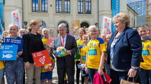 FNs generalsekretær António Guterres og statsminister Erna Solberg slår et slag for globale bærekraftsmål i fjor. Mange bedrifter og organisasjoner forsøker å la bærekraftsmålene være styrende for virksomheten,
