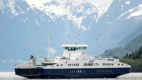 Solavågen 20170526.Fergen MF Storfjord på sambandet Festøya - Solavågen på E39 i Møre og Romsdal.Foto: Paul Kleiven / NTB scanpix