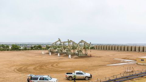 Fracking representerte en stor omdømmerisiko. Miljøorganisasjonene var på banen fra dag én, skriver Wenche Skorge i innlegget. Her fra Williston i North Dakota i 2013, et anlegg i regi av Equinor, den gang Statoil.