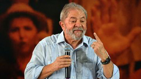 Brasils tidligere president Luiz Inacio Lula da Silva er nektet å reise utenlands.